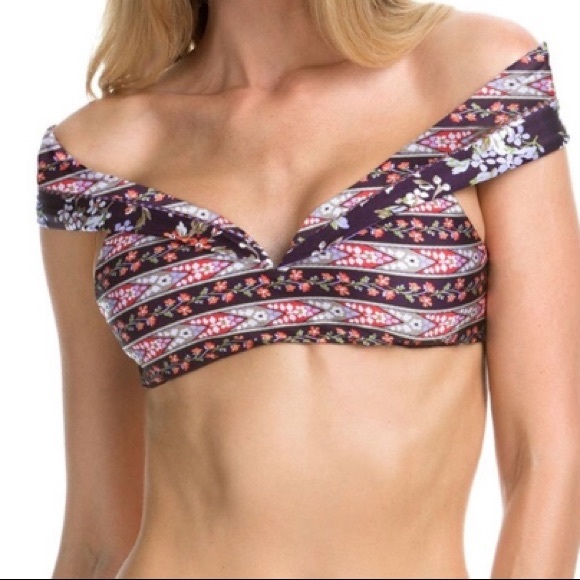 BECCA Other - Becca Rebecca Virtue Floral Cottage Portrait Bikini Top SZ M NWT